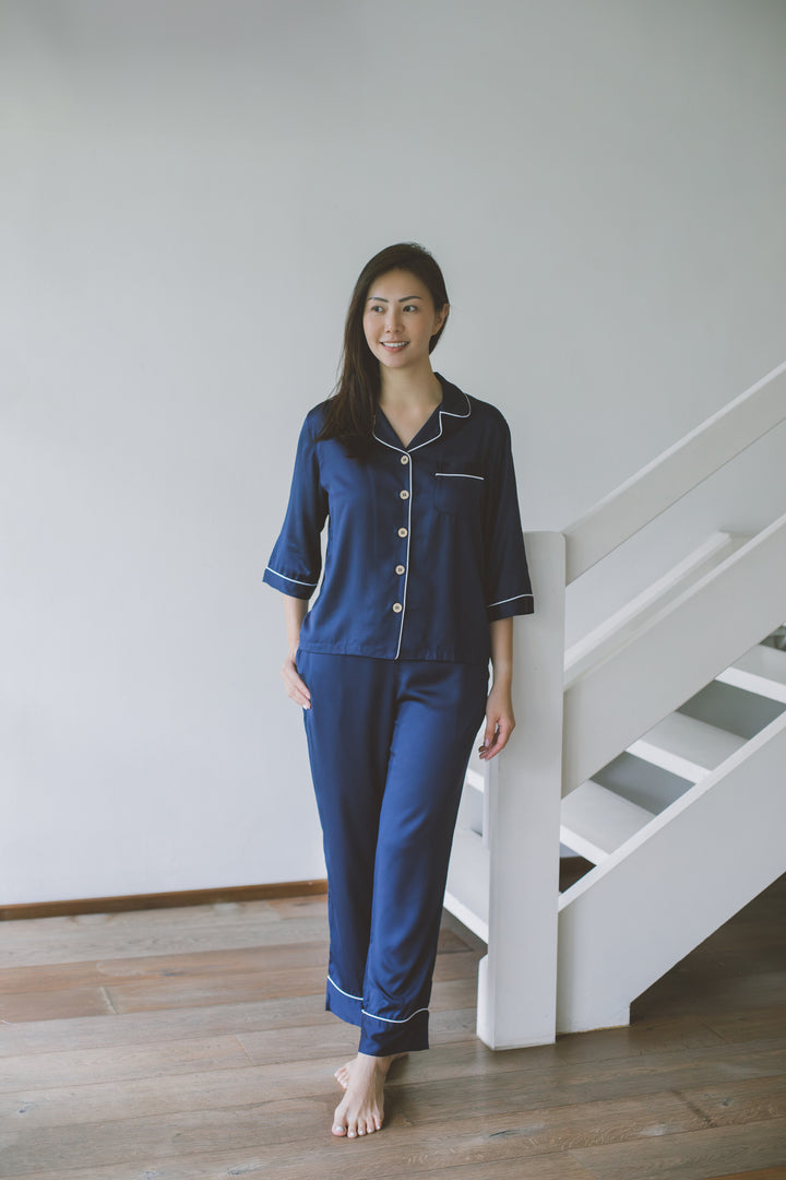 Organic Bamboo Lyocell Loungewear - Blue - Long Pants - With Model